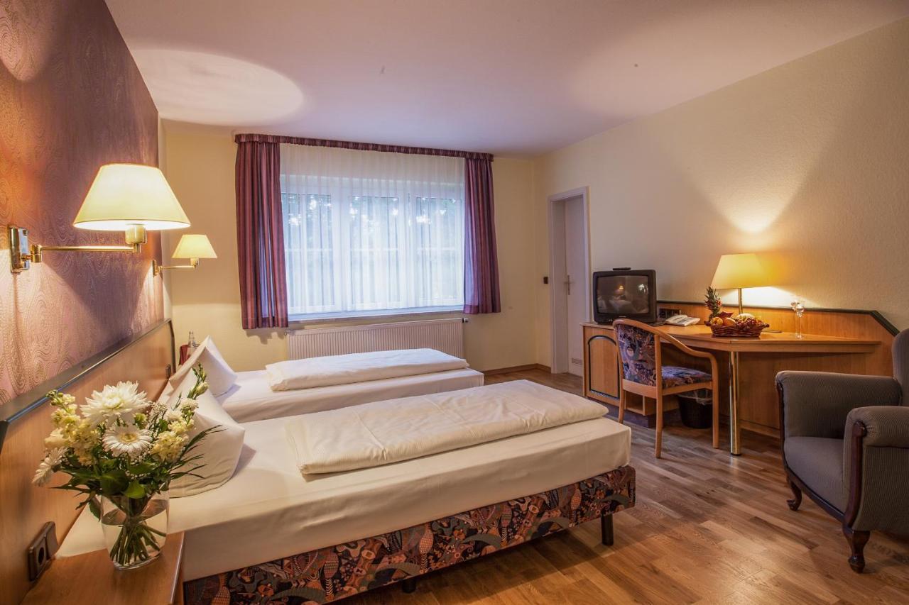 Waldsee Hotel Am Wirchensee Treppeln Exterior photo