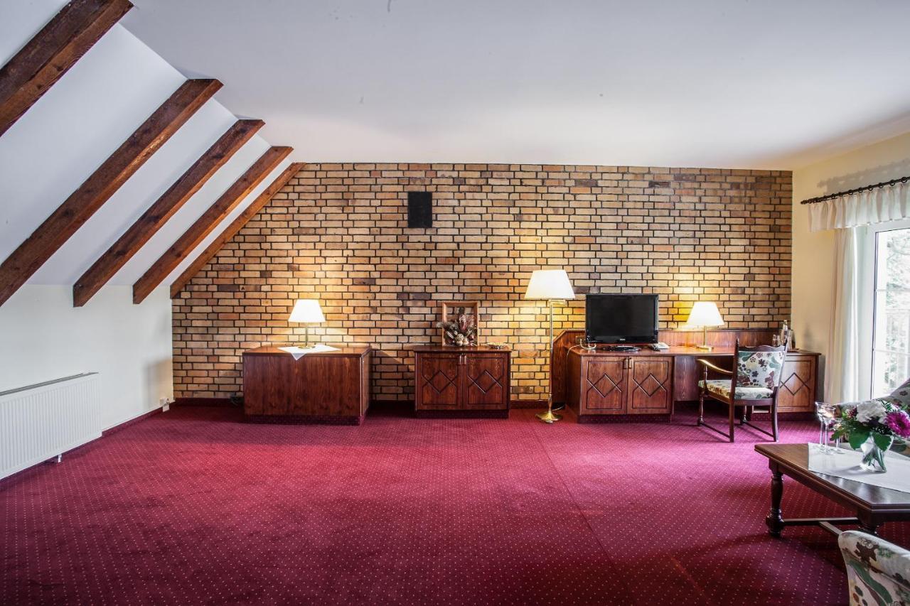 Waldsee Hotel Am Wirchensee Treppeln Exterior photo