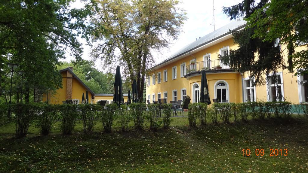 Waldsee Hotel Am Wirchensee Treppeln Exterior photo