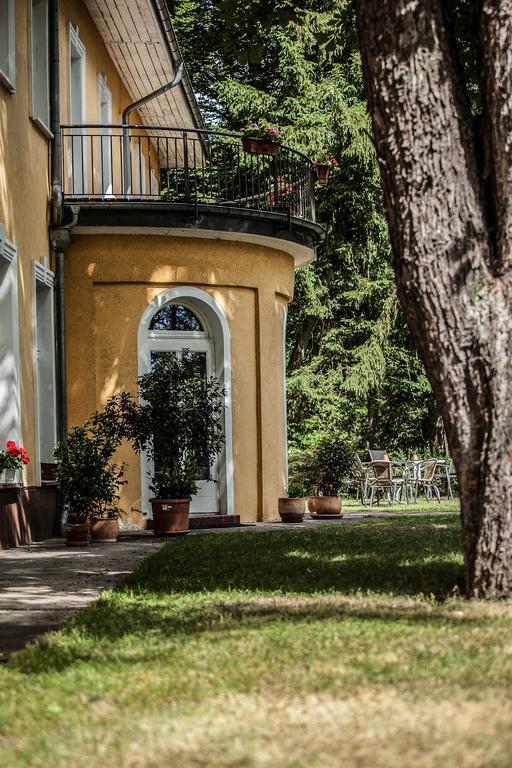 Waldsee Hotel Am Wirchensee Treppeln Exterior photo