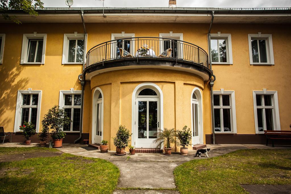 Waldsee Hotel Am Wirchensee Treppeln Exterior photo
