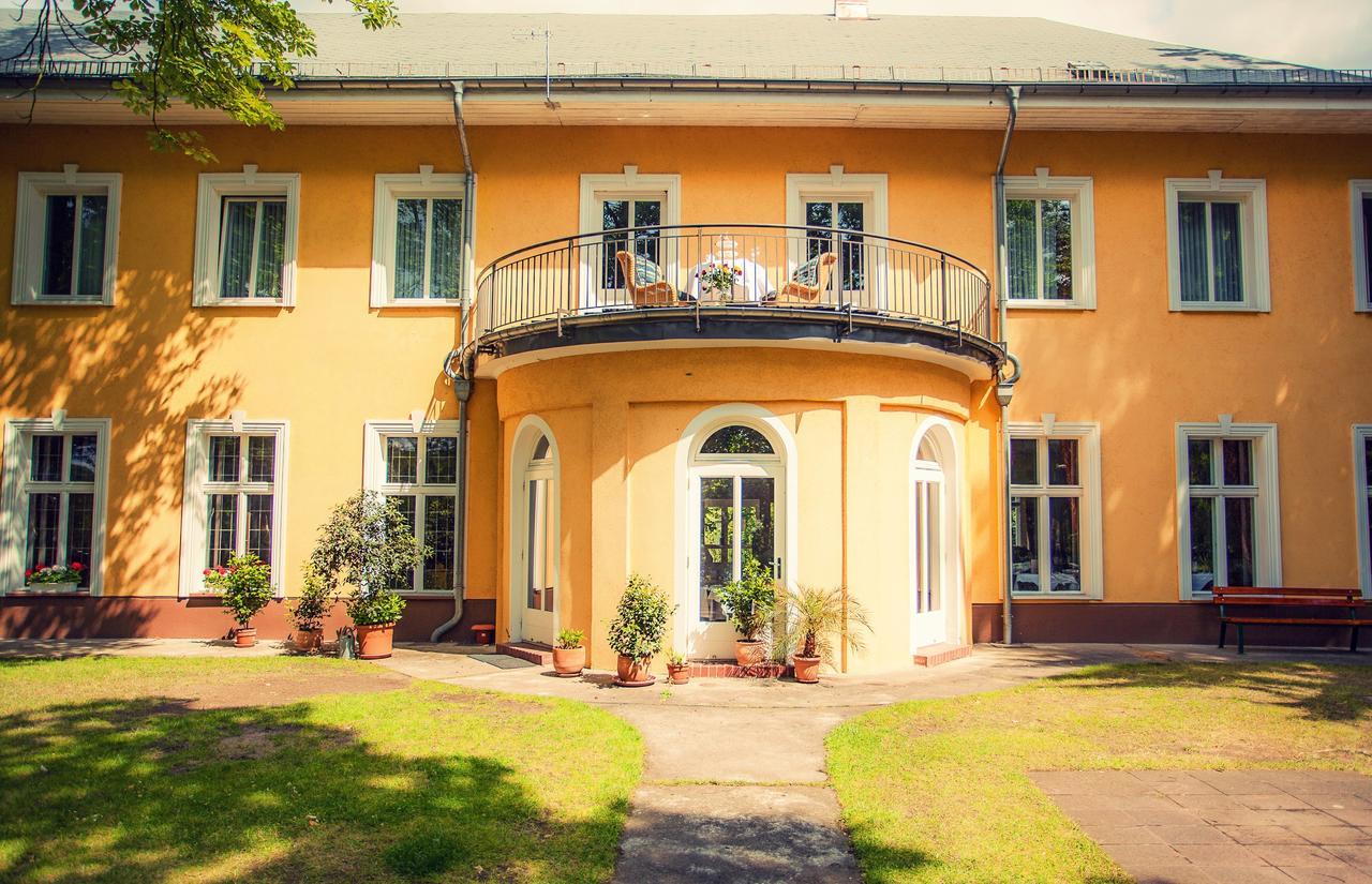 Waldsee Hotel Am Wirchensee Treppeln Exterior photo