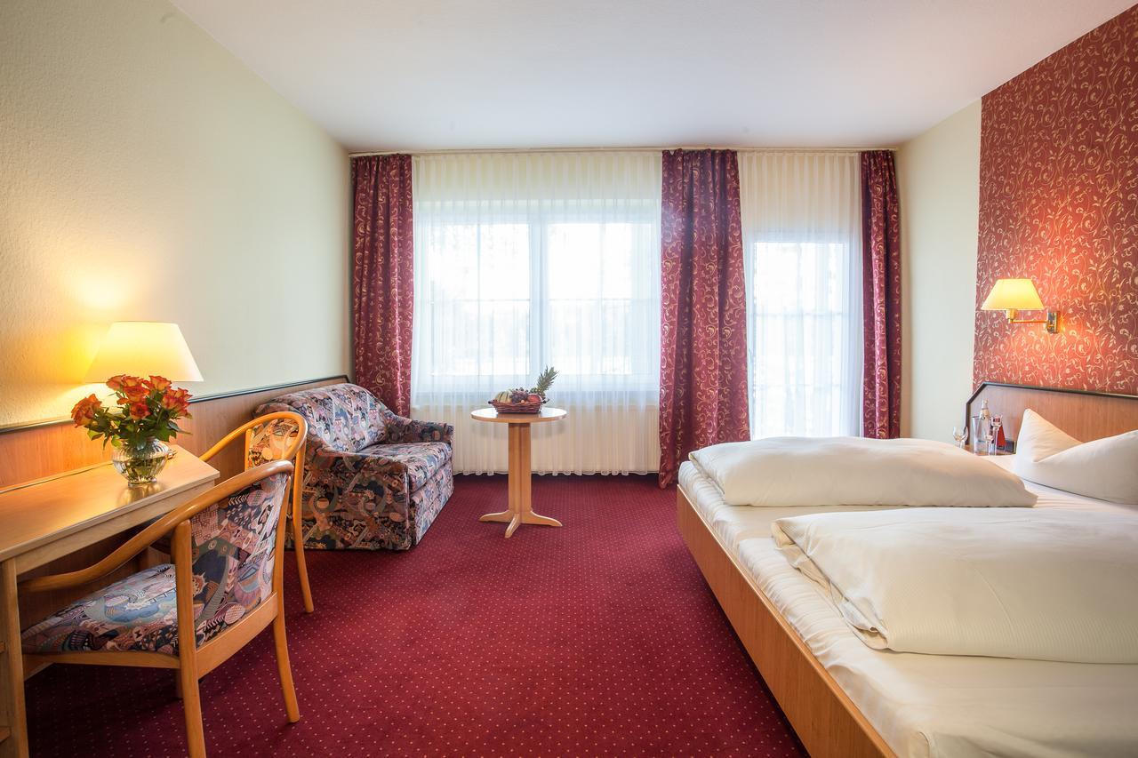 Waldsee Hotel Am Wirchensee Treppeln Exterior photo